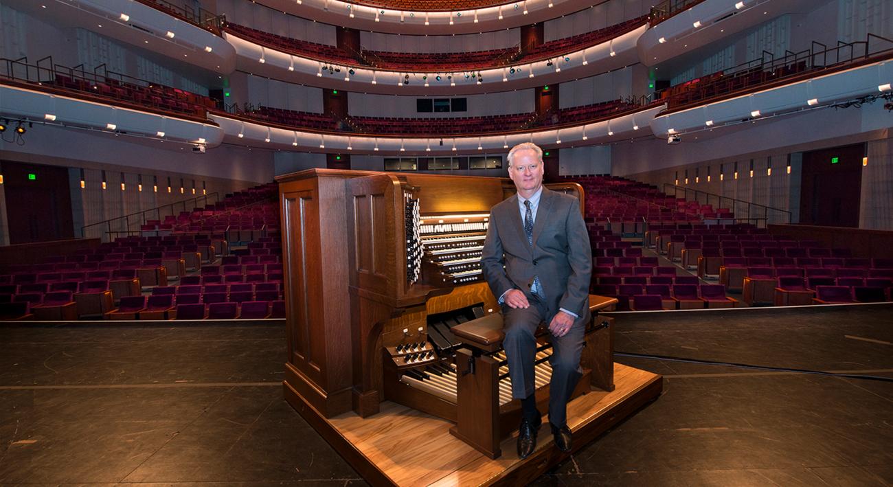 Dean Billmeyer Holiday Organ Recital | 2021-22 Season at Northrop