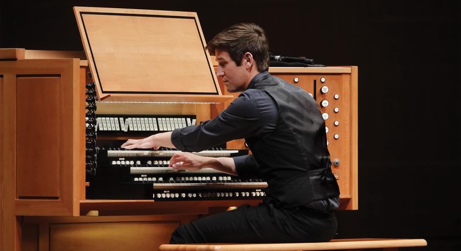 Greg Zelek playing the organ