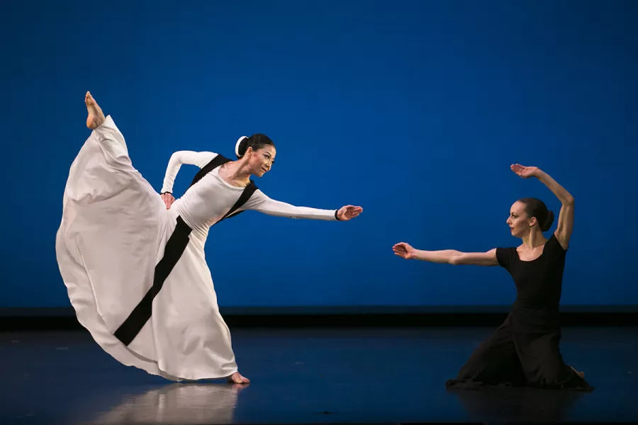 Scene from Chronicle with Xin Ying and Anne Souder of Martha Graham Dance Company